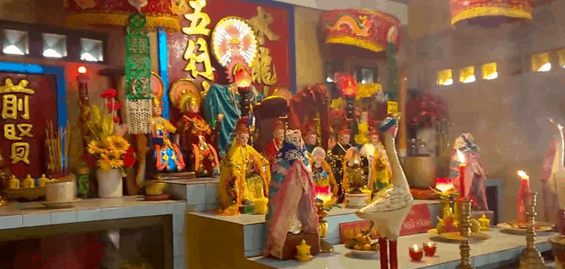 Inside Hon Ba Temple