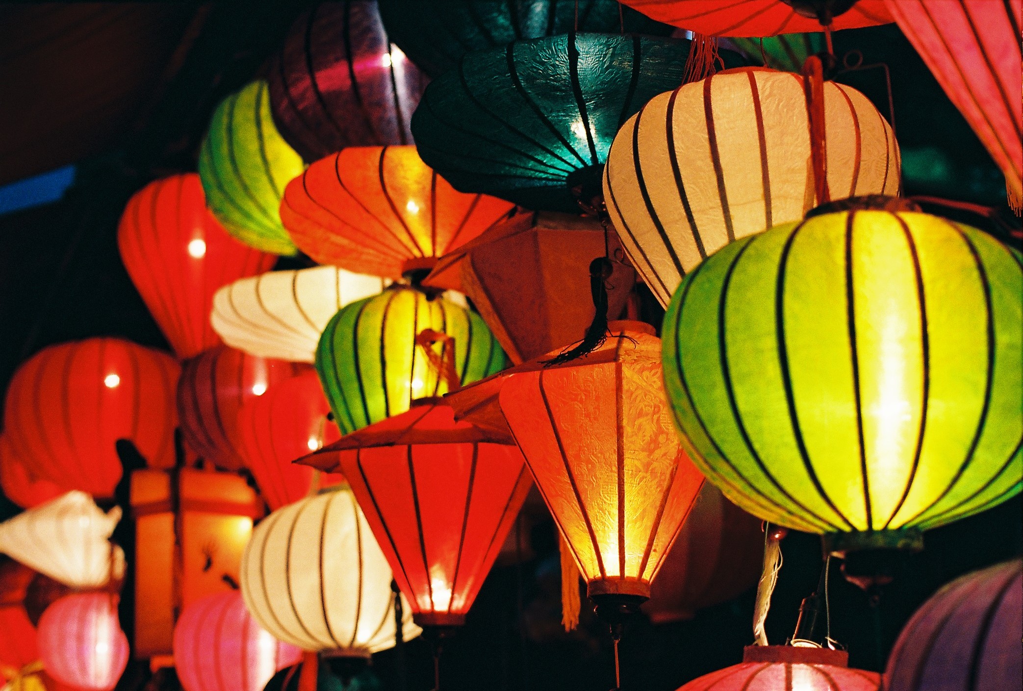 Nhận order, mua hộ lồng đèn Trung Quốc về Việt Nam