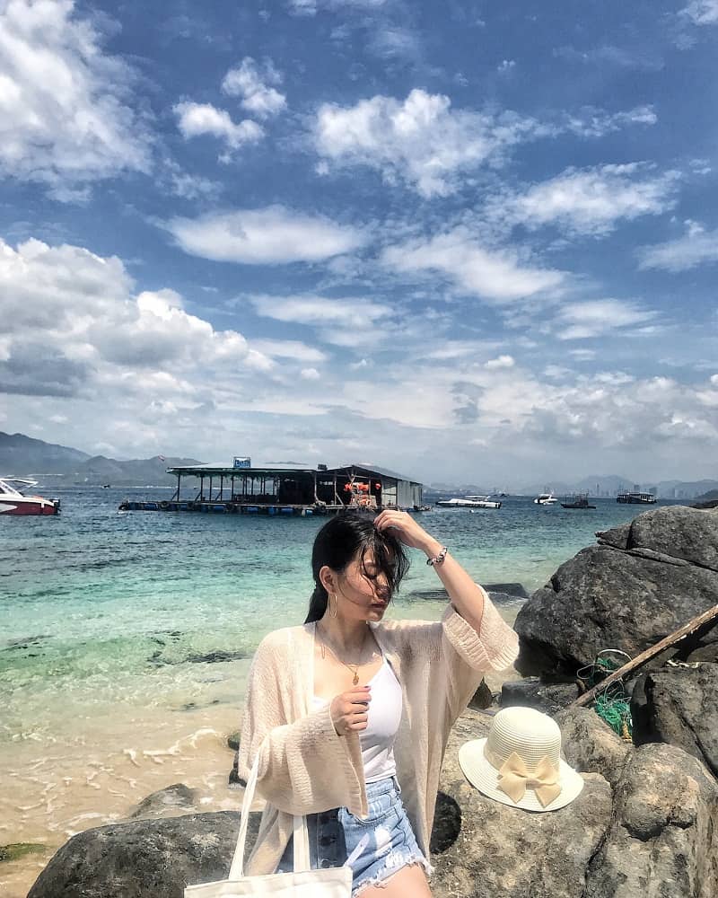 The sea water here is extremely clear and cool.  Photo: ST