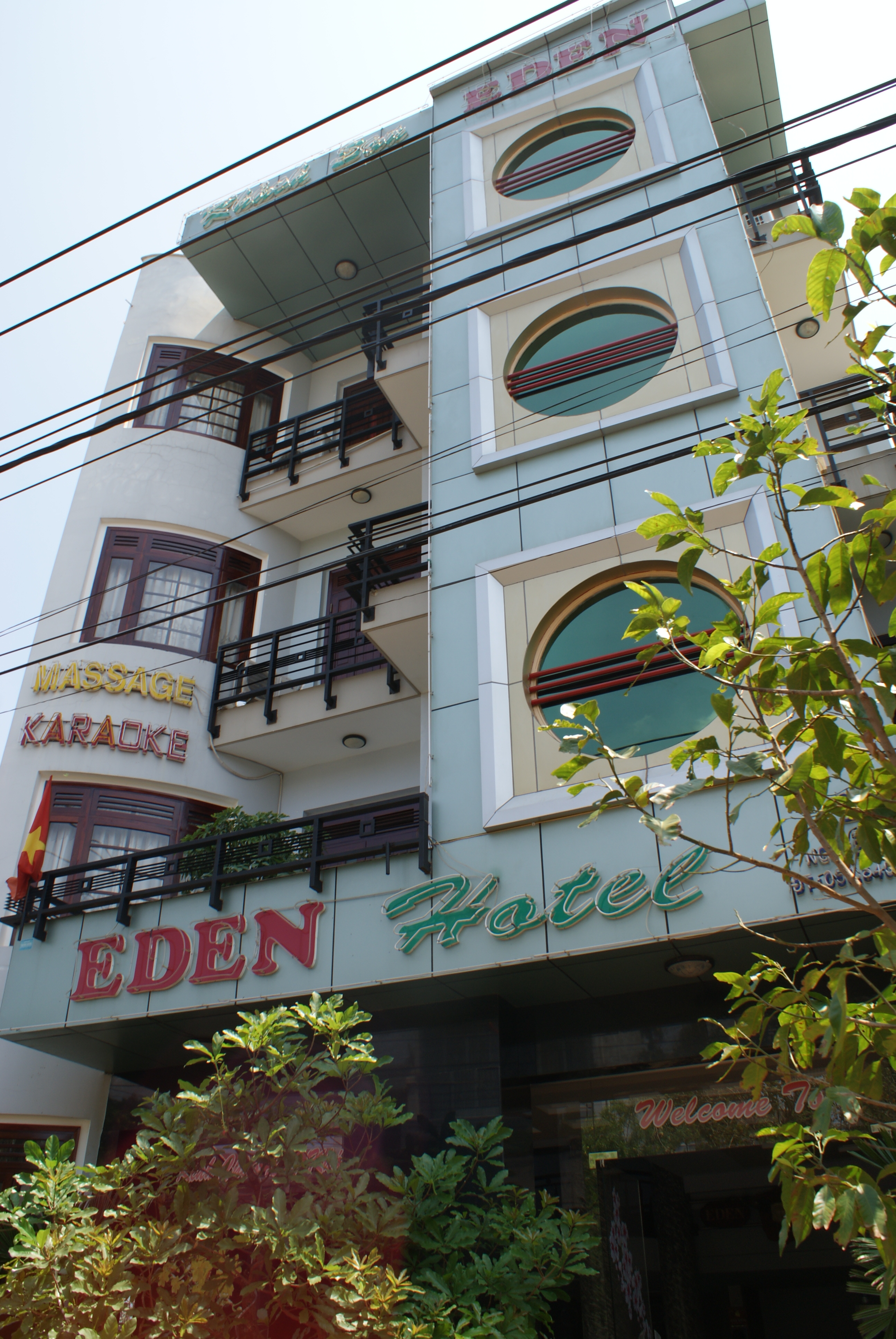 Eden Hotel - khách sạn Buôn Mê Thuột