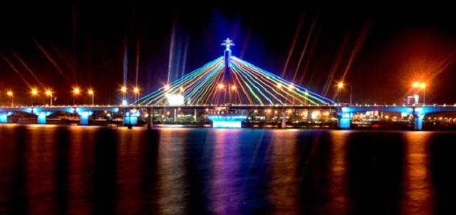 Ảnh ST cho thấy Cầu quay Sông Hàn ở thành phố Đà Nẵng.