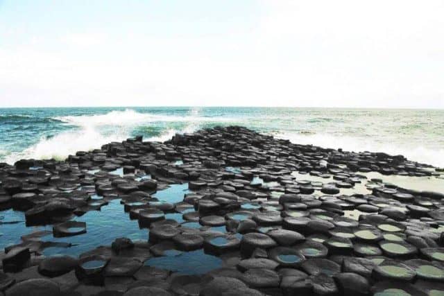 Phu Yen disc rocky beach