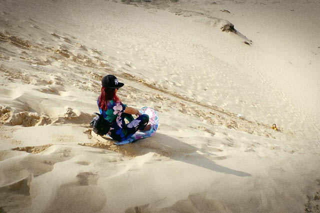 Trượt cát cồn cát Quang Phú 