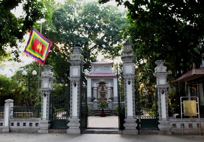 tượng đài Lê Thái Tổ 
