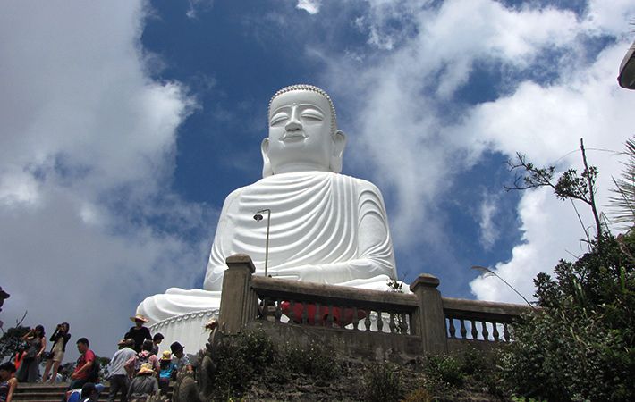 Tượng Đức Phật Thích Ca lớn nhất Việt Nam