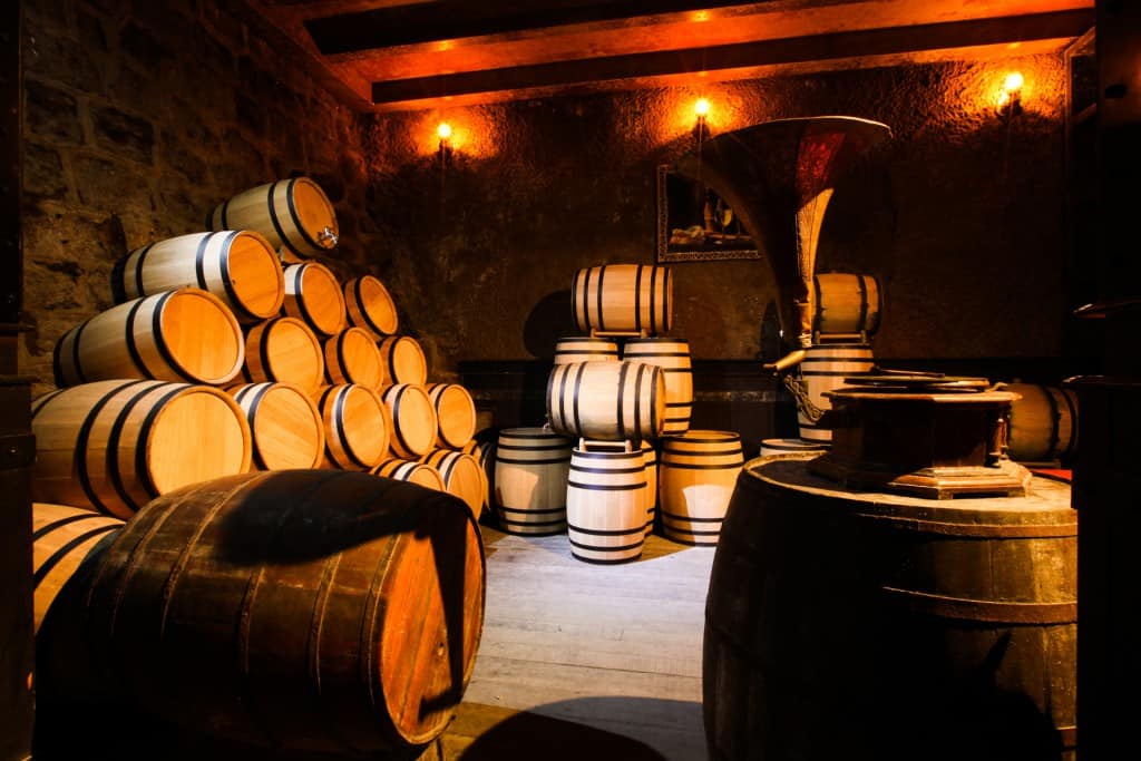 Hầm rượu cổ Debay - địa điểm du lịch Bà Nà 