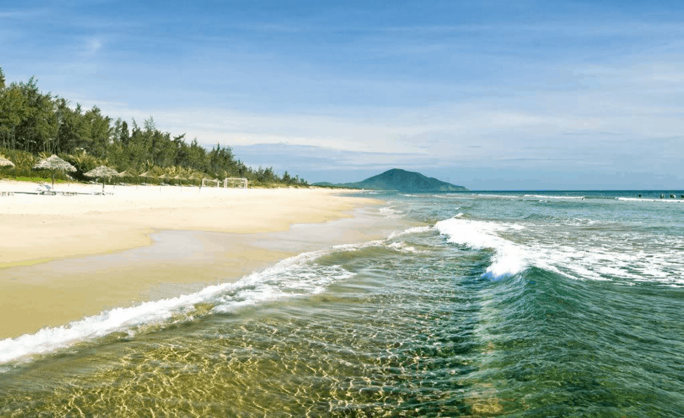 Lang Co Beach - Hue tourist destination 