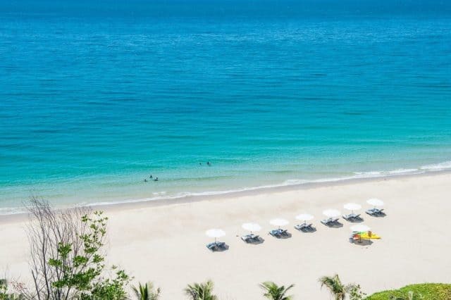 Bãi biển Bãi Dài Nha Trang tuyệt đẹp