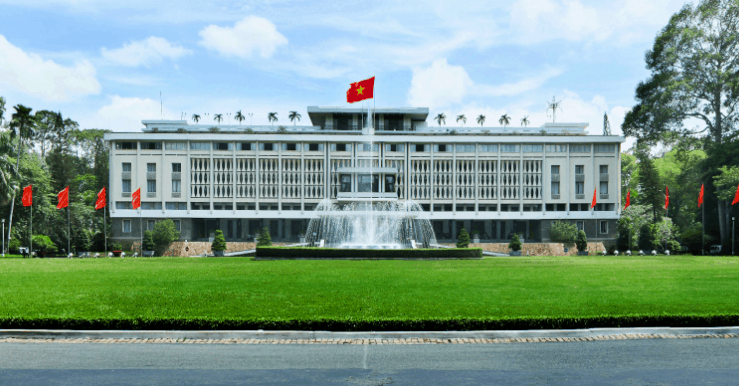 Học sinh khối lớp 3,4,5 tham gia học tập ngoại khoá tại Dinh Độc Lập