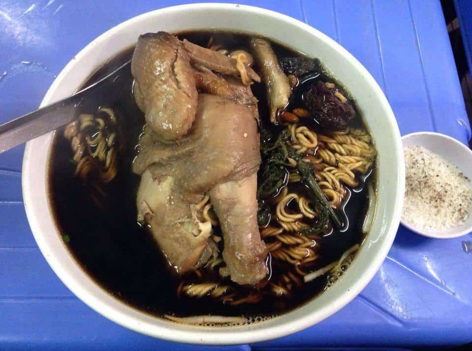 Hang Bo chicken noodle nga sabaw
