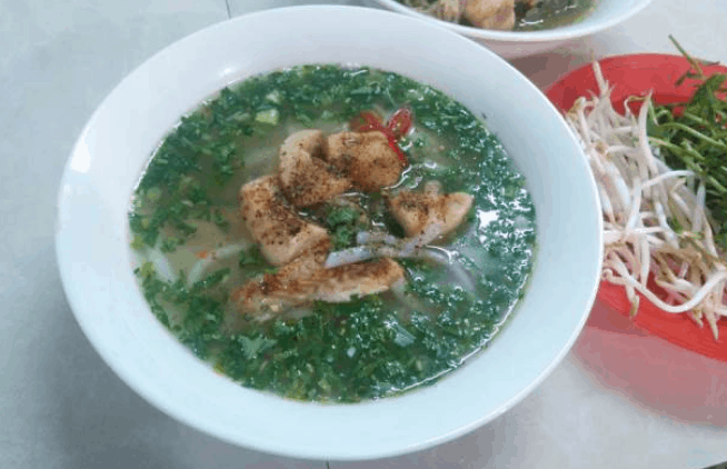Món bánh canh cá lóc nổi tiếng ở Sài Gòn (Ảnh ST)