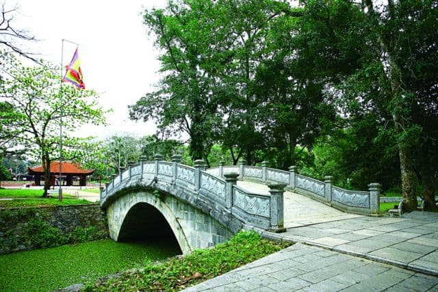 Di tích lịch sử Lam Kinh 