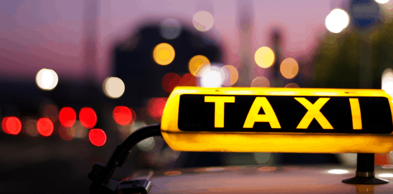 Taxi là phương tiện di chuyển phổ biến khi tham quan Vũng Tàu
