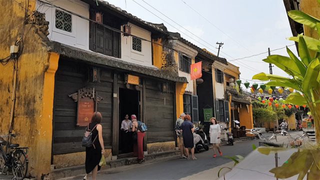 Nhà cổ Tấn Ký nằm trên đường Nguyễn Thái Học, phố cổ Hội An (Ảnh sưu tầm) 