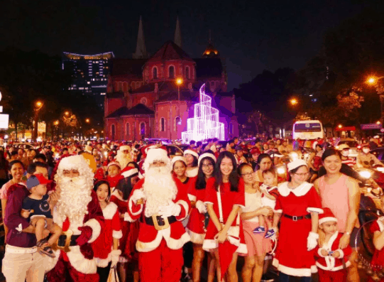 Notre Dame Cathedral on Christmas Day