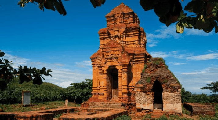 Khám phá vẻ đẹp huyền bí Tháp Chàm Poshanư đến từ đâu?