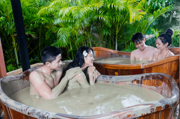 Trải nghiệm những phút giây tuyệt vời khi tắm bùn khoáng nóng Trải nghiệm những phút giây tuyệt vời khi tắm bùn khoáng nóng