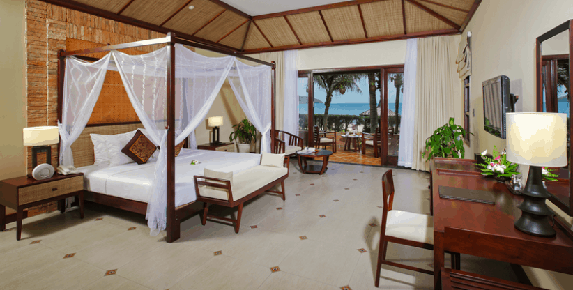 Phòng ngủ hướng biển của resort