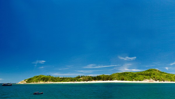 A beautiful little island in the sea of ​​Phu Yen (ST PHOTO)