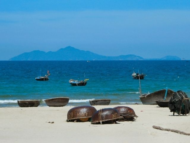 Biển Thanh Bình địa điểm lý tưởng cho chuyến du lịch của bạn (Ảnh ST)