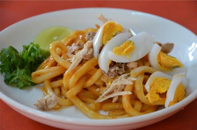 Nangyi Thoke- món ăn không thể bỏ lỡ khi đến Myanmar (Ảnh ST)