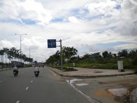 road to Phuoc Hai beach