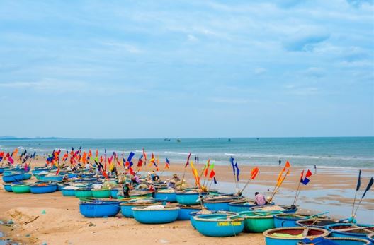 The sandy beach stretches Phuoc Hai