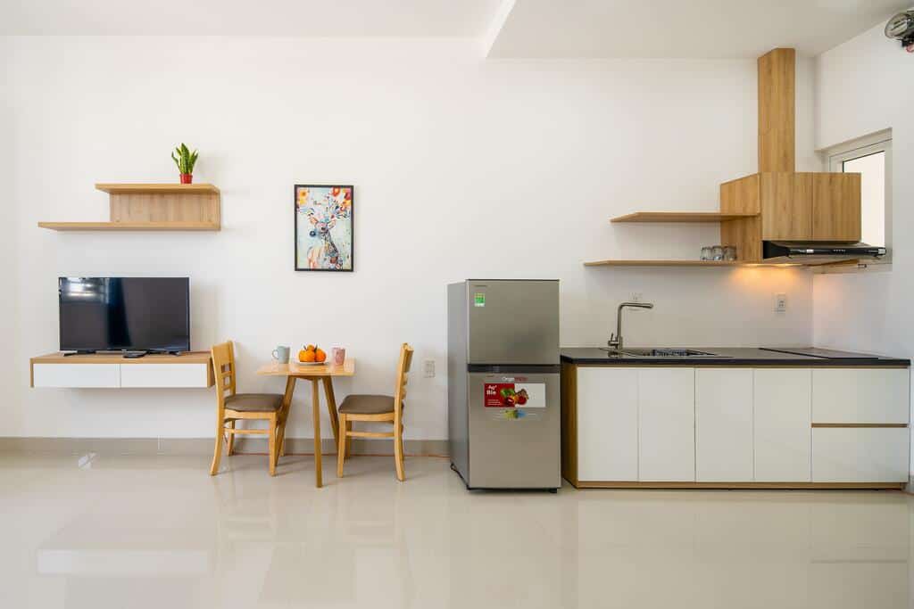 Các trang thiết bị hiện đại, tiện nghi có cả bếp riêng dành cho mỗi phòng