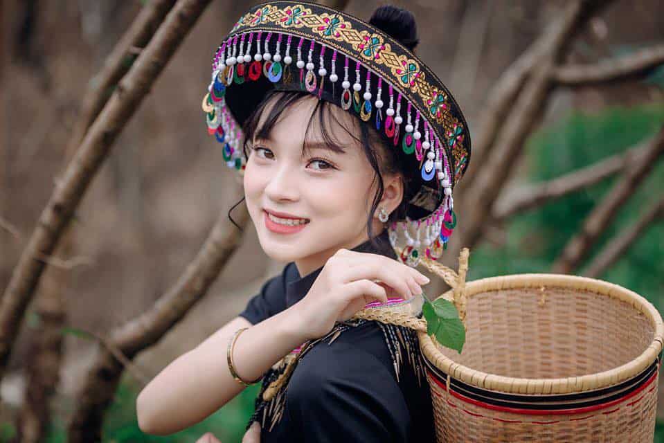 "Chè Thái Gái Tuyên" - Thái Nguyên chè ngon nức tiếng, gái Tuyên Quang vẻ đẹp "danh bất hư truyền"