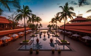 Review Furama Resort Đà Nẵng – Nghỉ dưỡng tuyệt đối với không gian thuần Việt