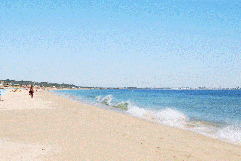 Biển Sầm Sơn địa điểm check-in không thể bỏ qua trong mùa hè này
