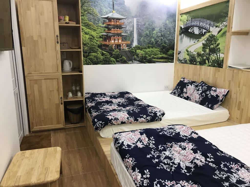 Phòng nghỉ được trang trí theo phong cách tối giản Nhật Bản với chủ đề mùa thu đầy ấn tượng.