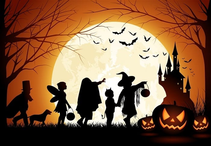 Chơi Halloween tại “Ngôi làng phù thủy” ở Bình Dương