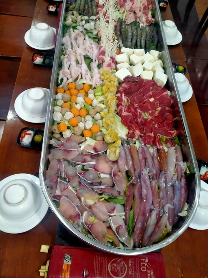 "Super big" hot pot at Bun Chef - Photo source: Bun Chef 85 Quote Sai