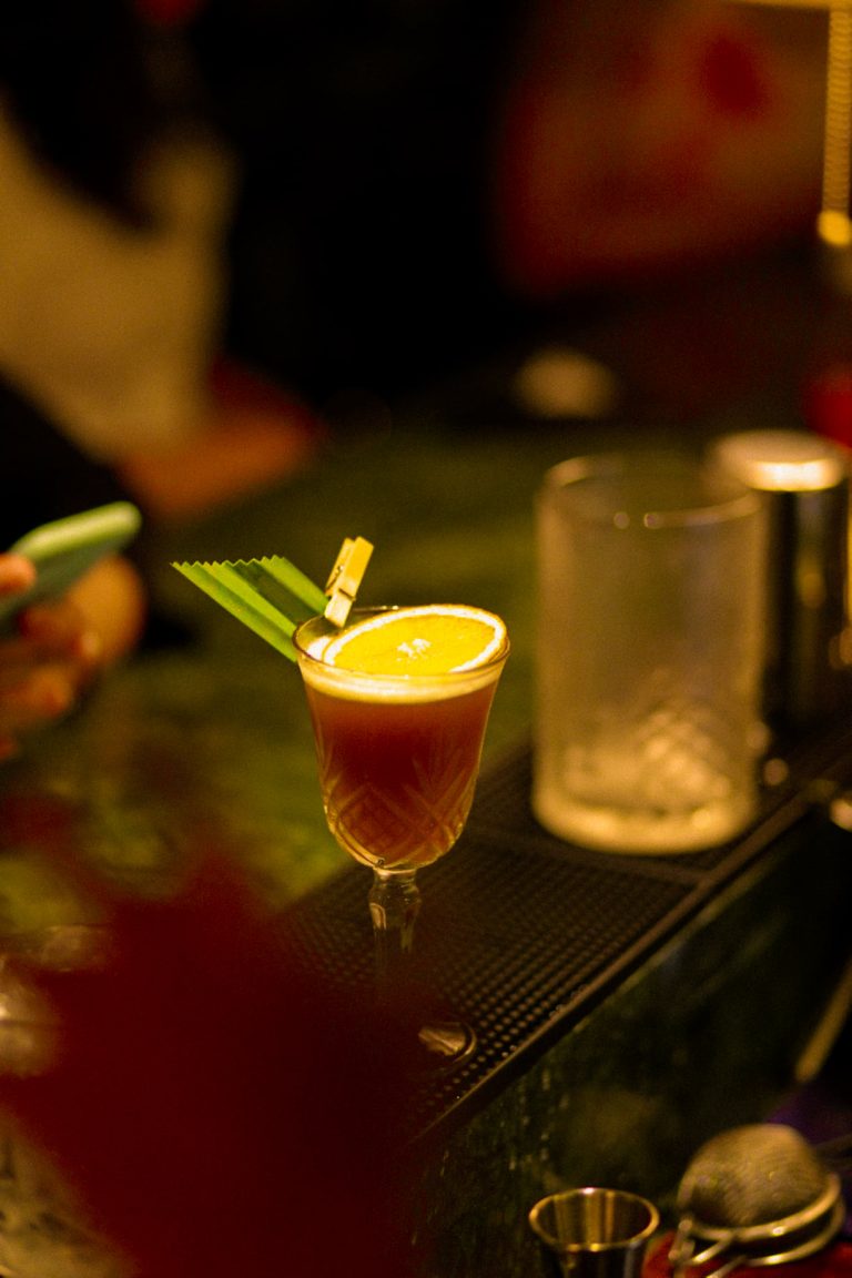 Review top quán bar Phú Quốc “đu đưa” quên lối về Vntrip.vn