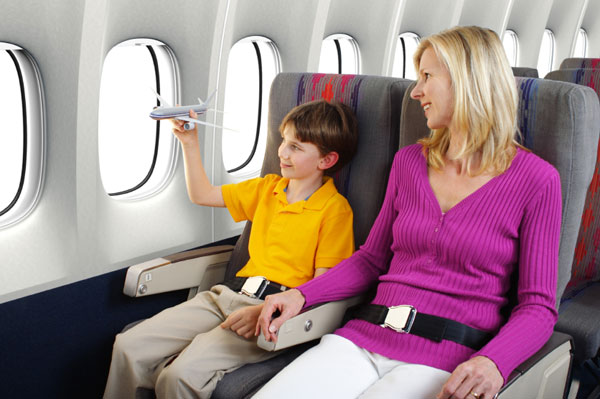 Những khu vực có chỗ ngồi tốt nhất trên máy bay dành cho trẻ